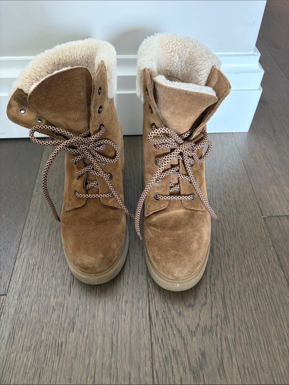 La CANADIENNE Suede Shearling-Lined Tan Winter Boots